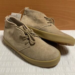Sz1 Suede Chukka Ankle Boots by Gap